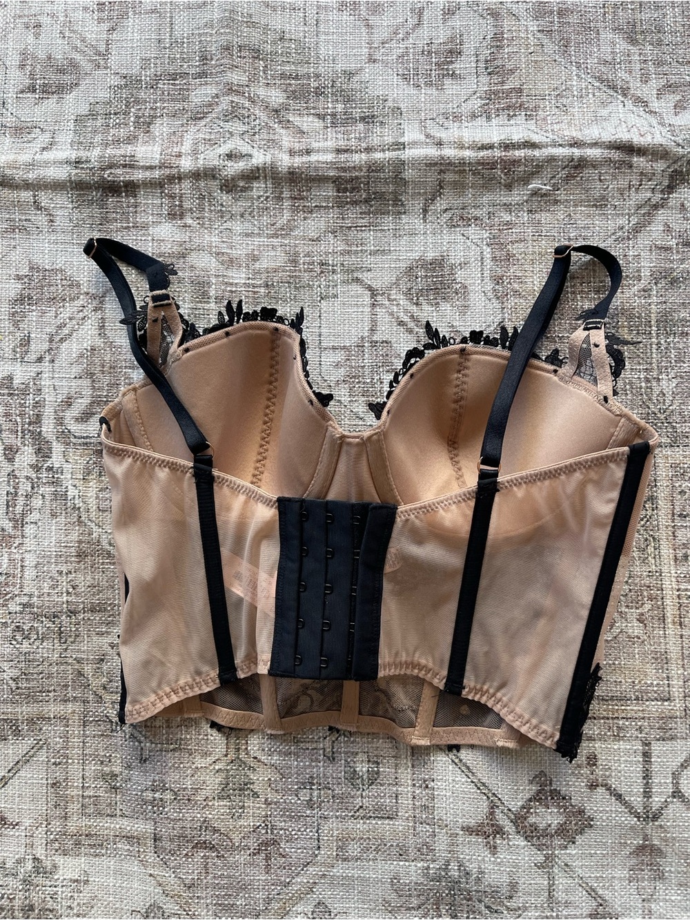 Victoria's Secret Nude and Black Floral Lace Longline Bra - Picture 3 of 5